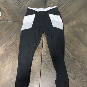 Color black white silver size L for Child